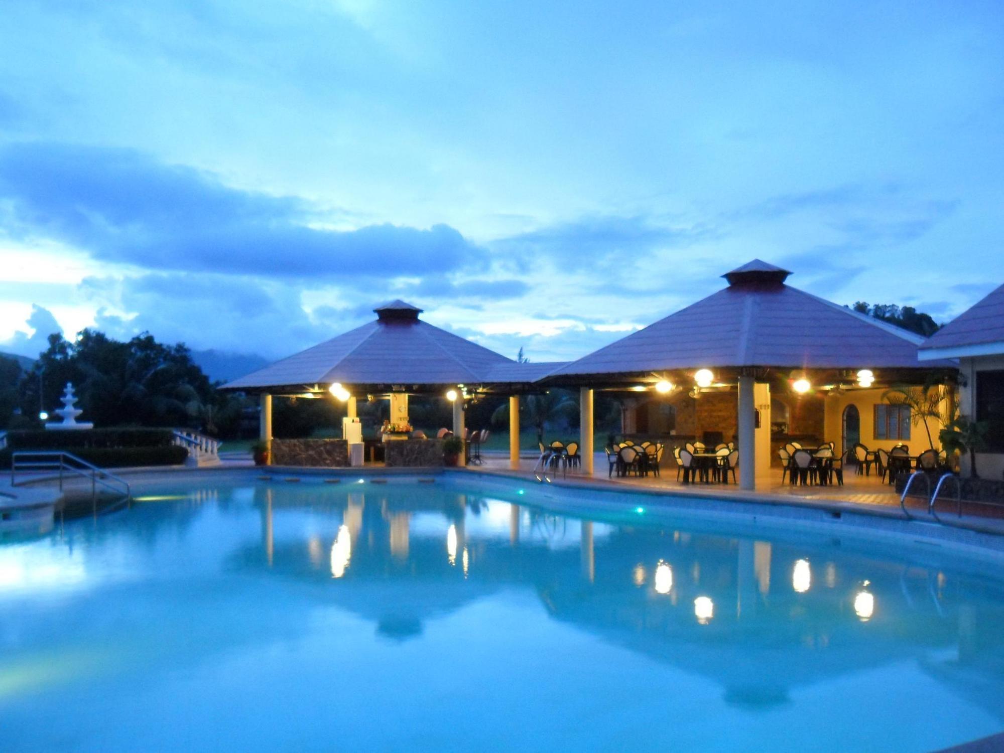 Subic Waterfront Resort y Hotel Exterior foto