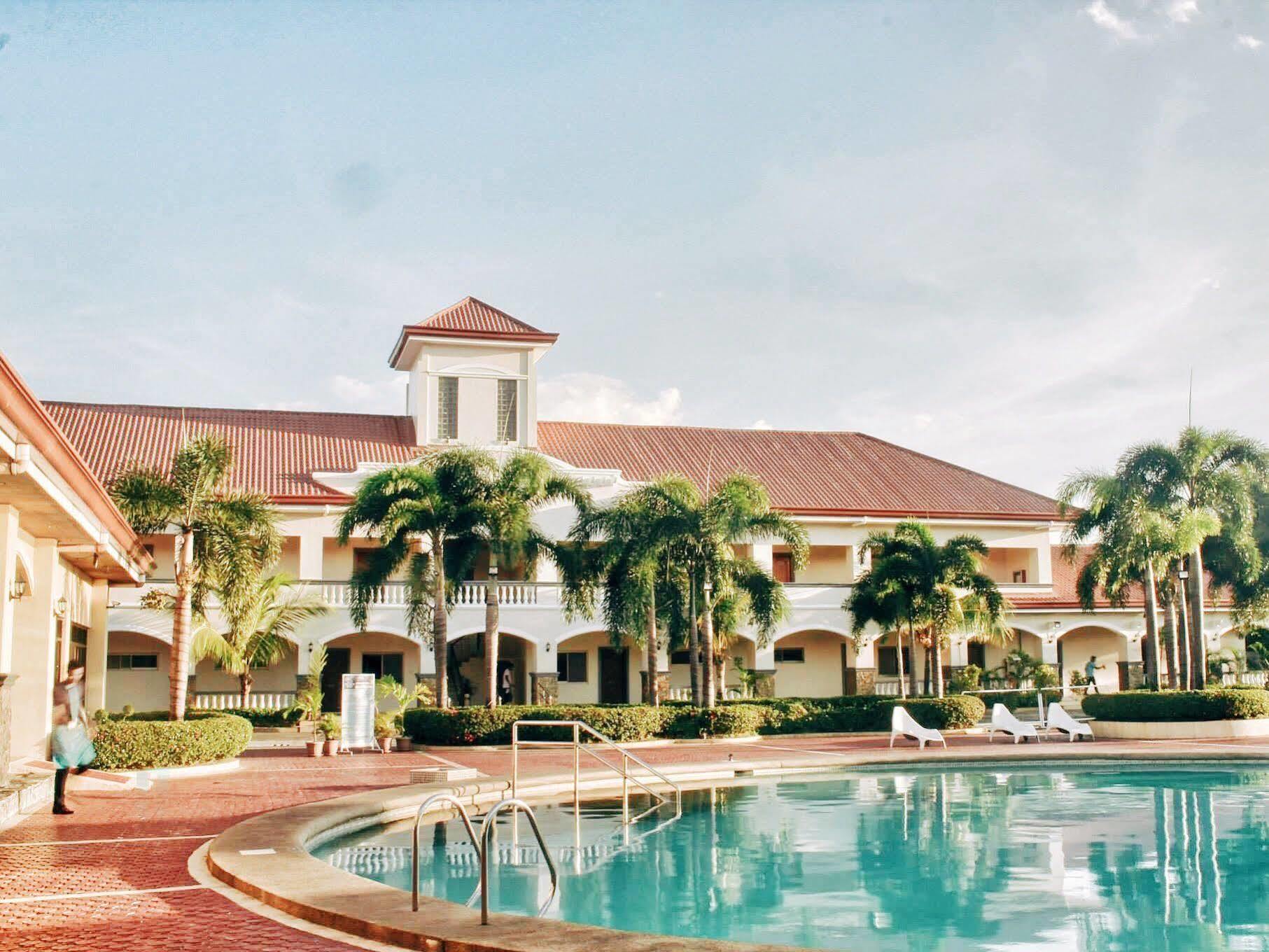 Subic Waterfront Resort y Hotel Exterior foto